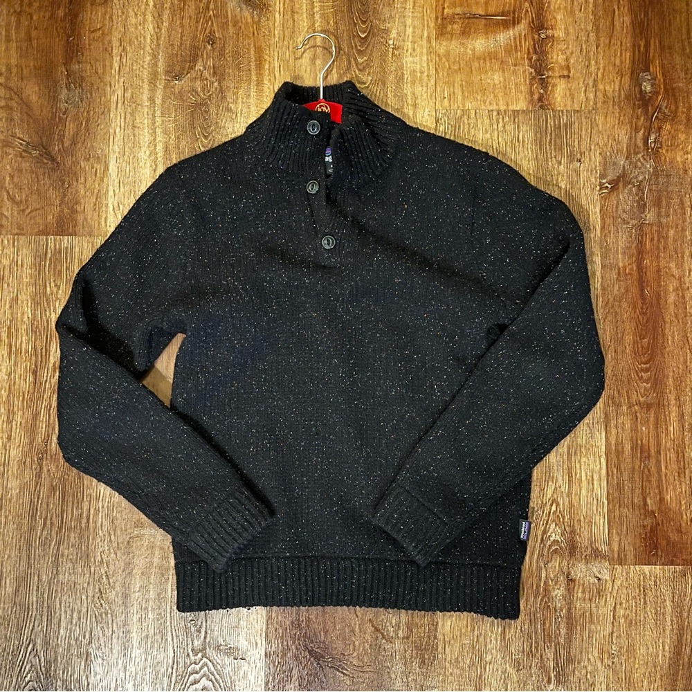 Patagonia men’s off country sweater
